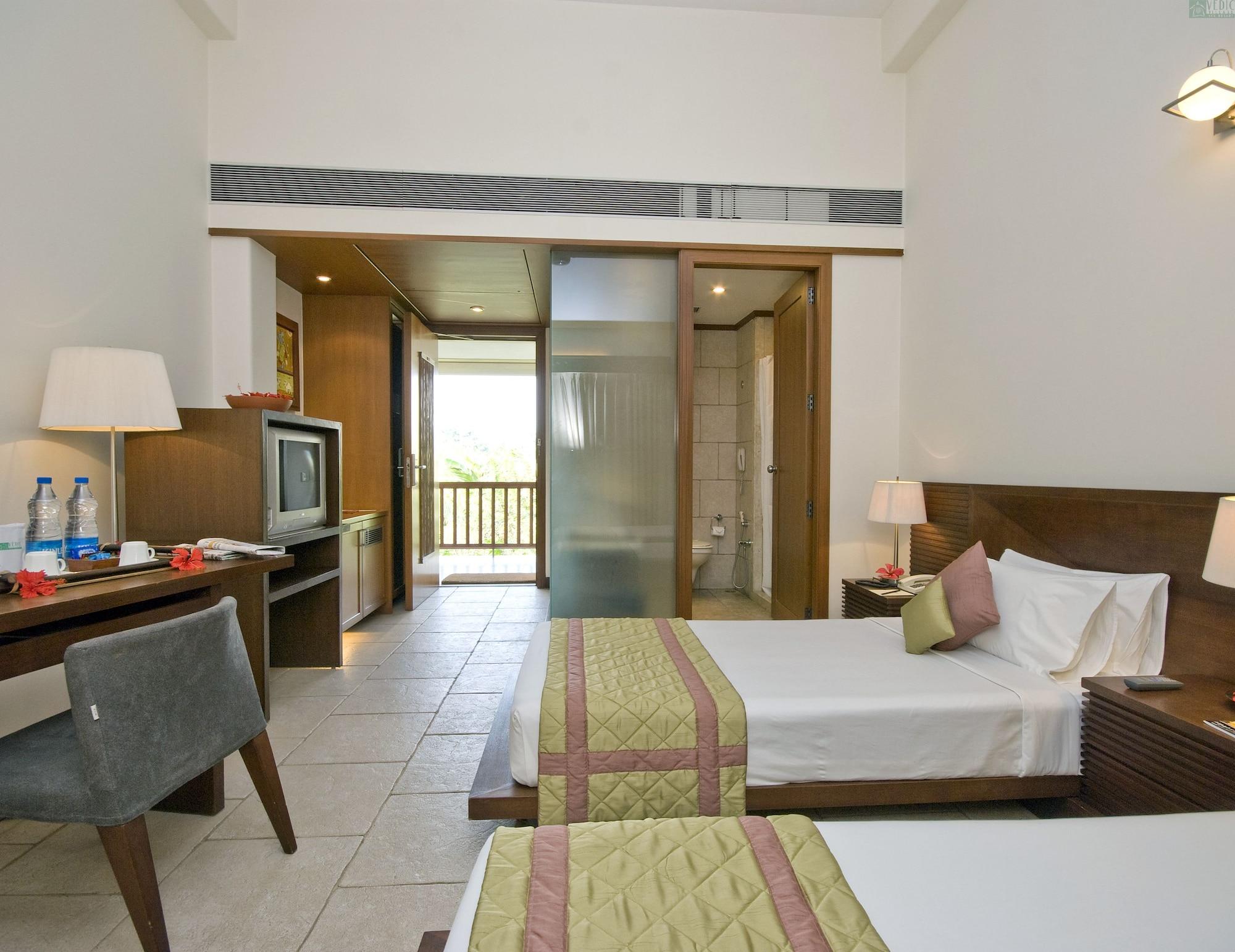 Vedic Village Spa Resort Kolkata Bagian luar foto