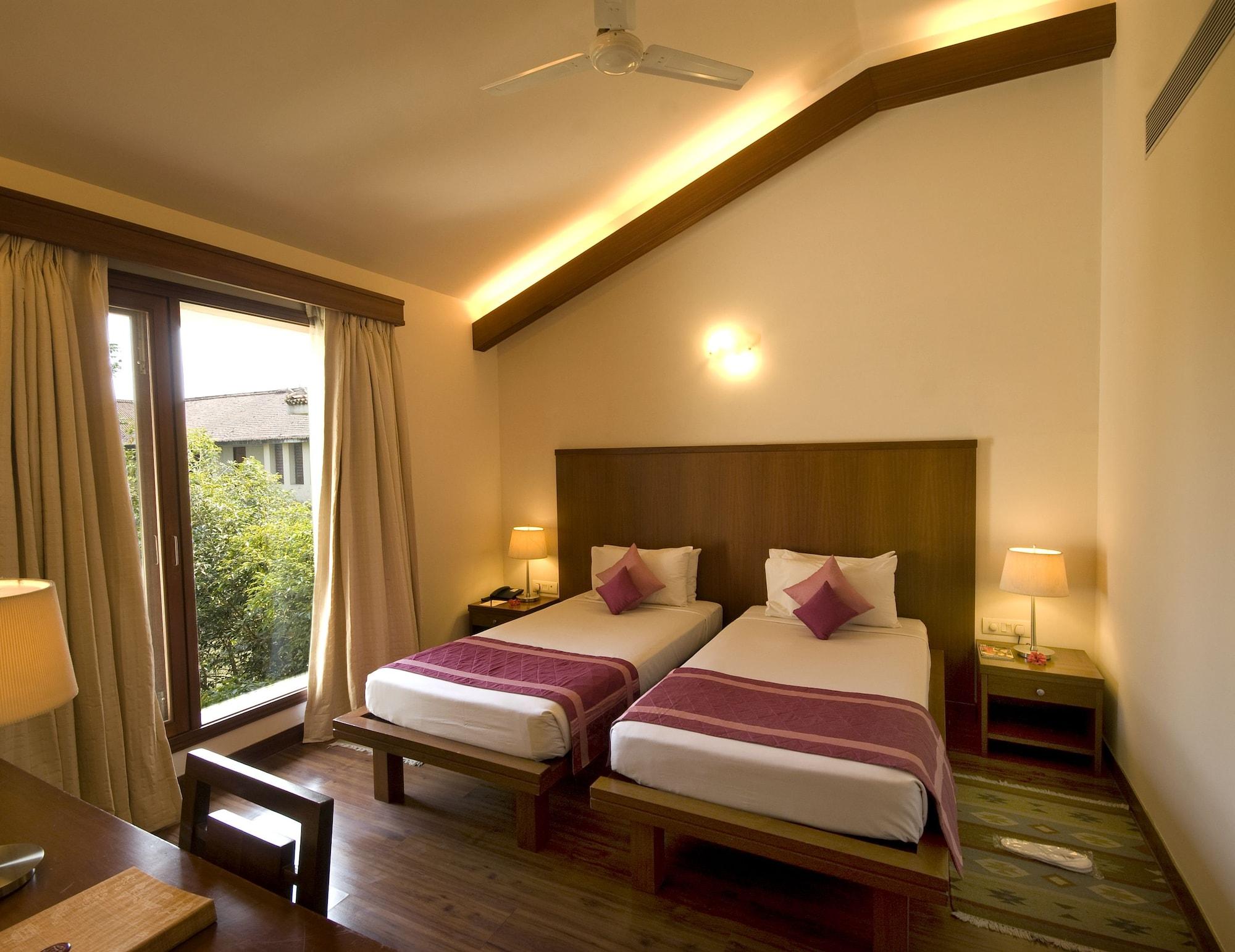 Vedic Village Spa Resort Kolkata Bagian luar foto