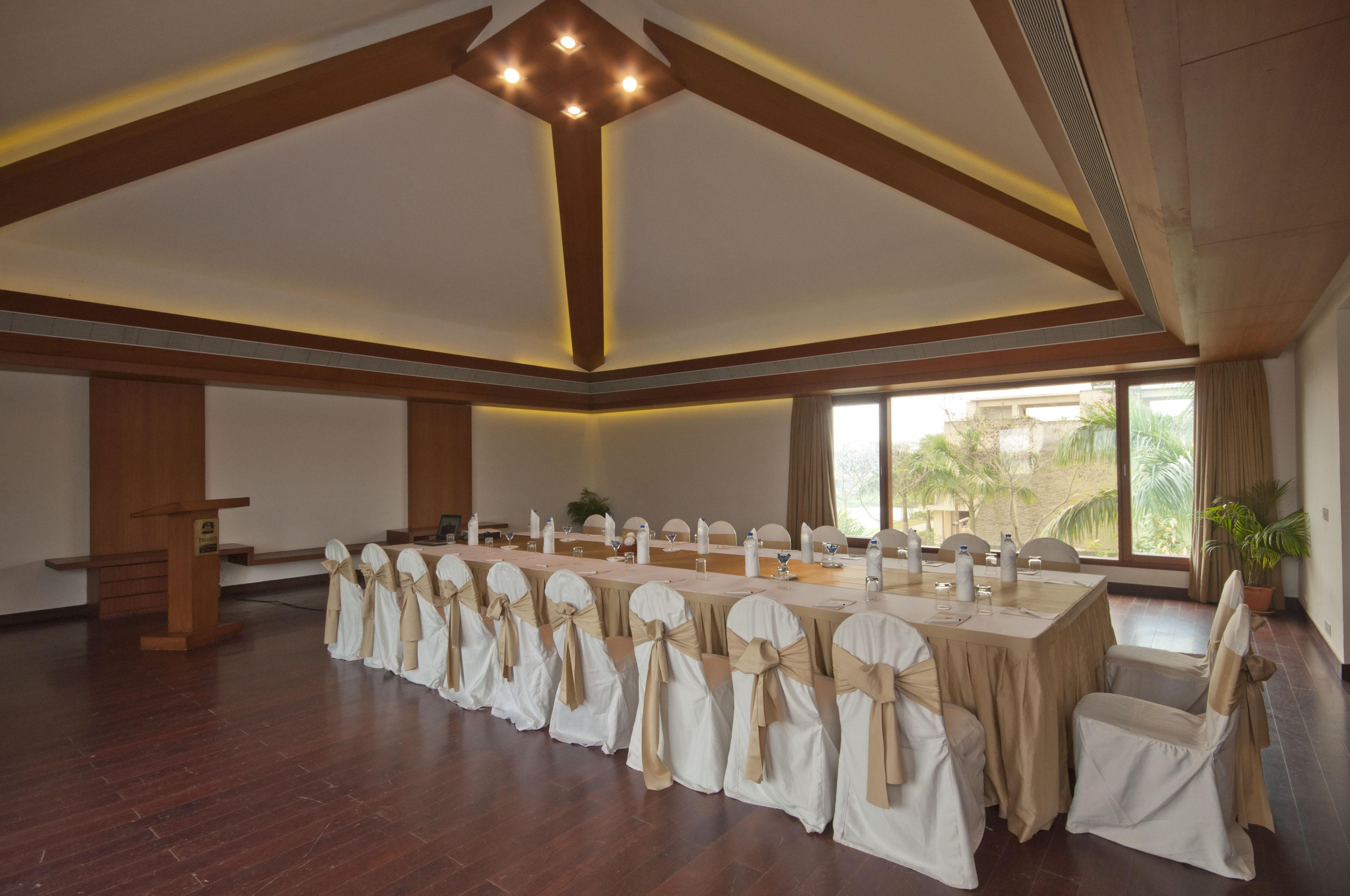 Vedic Village Spa Resort Kolkata Bagian luar foto