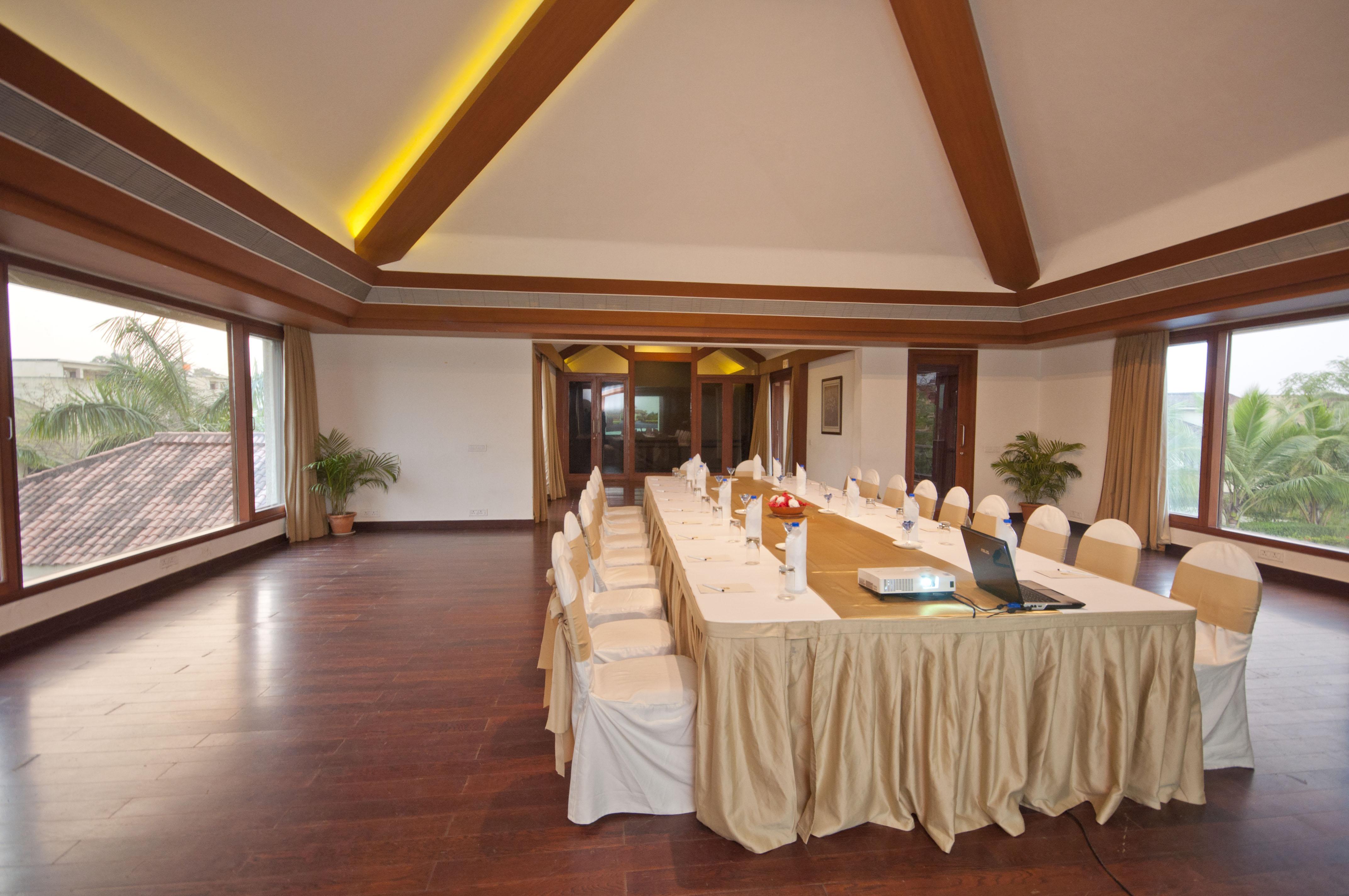 Vedic Village Spa Resort Kolkata Bagian luar foto