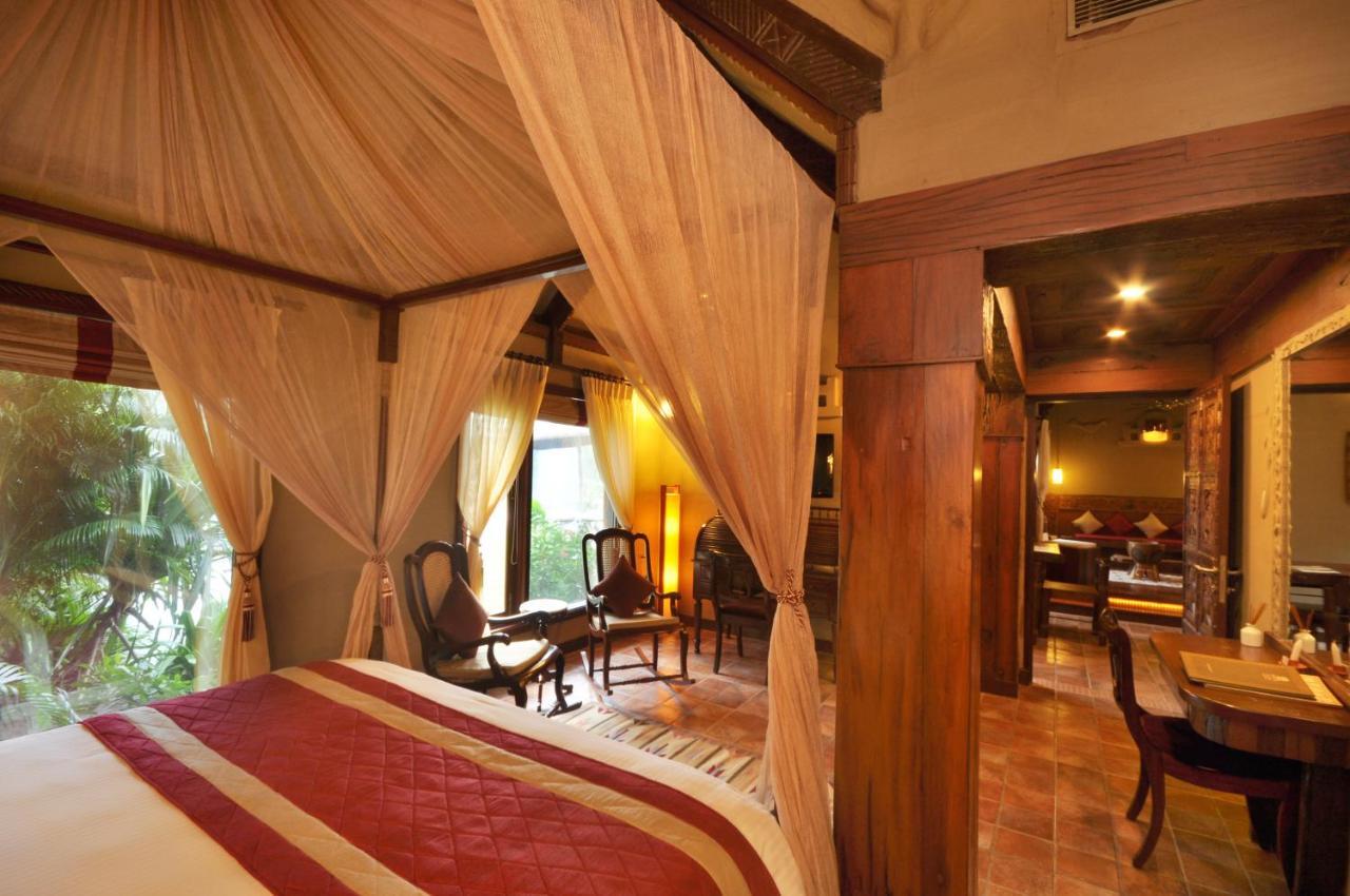 Vedic Village Spa Resort Kolkata Bagian luar foto