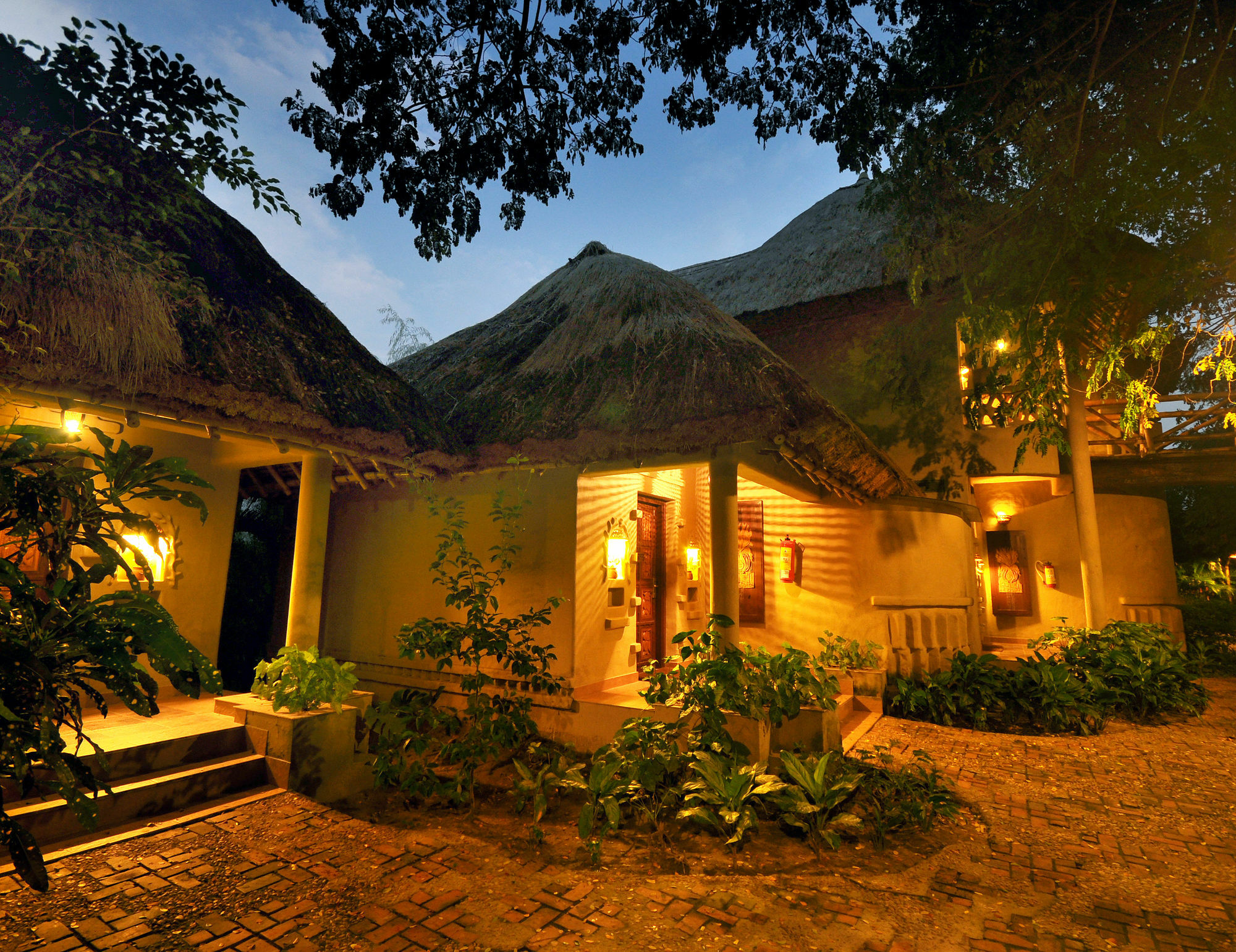 Vedic Village Spa Resort Kolkata Bagian luar foto